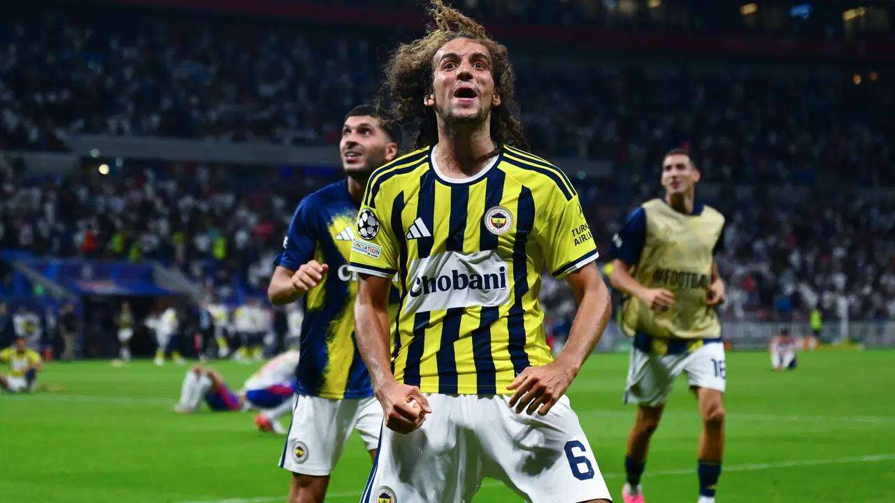 Fenerbahçe'de İsmail Kartal 8 maçta oynatıp 1 gol atmıştı: Aziz Yıldırım'ın 27 milyonu eurosu boşa gitti, kadrodan sildi! 7